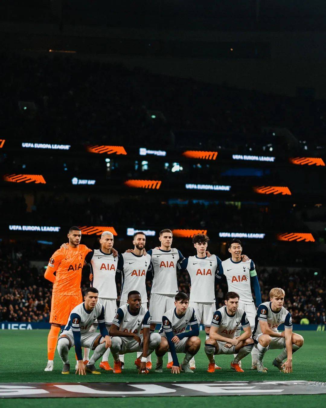 欧联杯赛场惊现逆转战,弱队逆袭晋级,引发热议 欧联杯赛场惊现逆转战,弱队逆袭晋级,引发热议