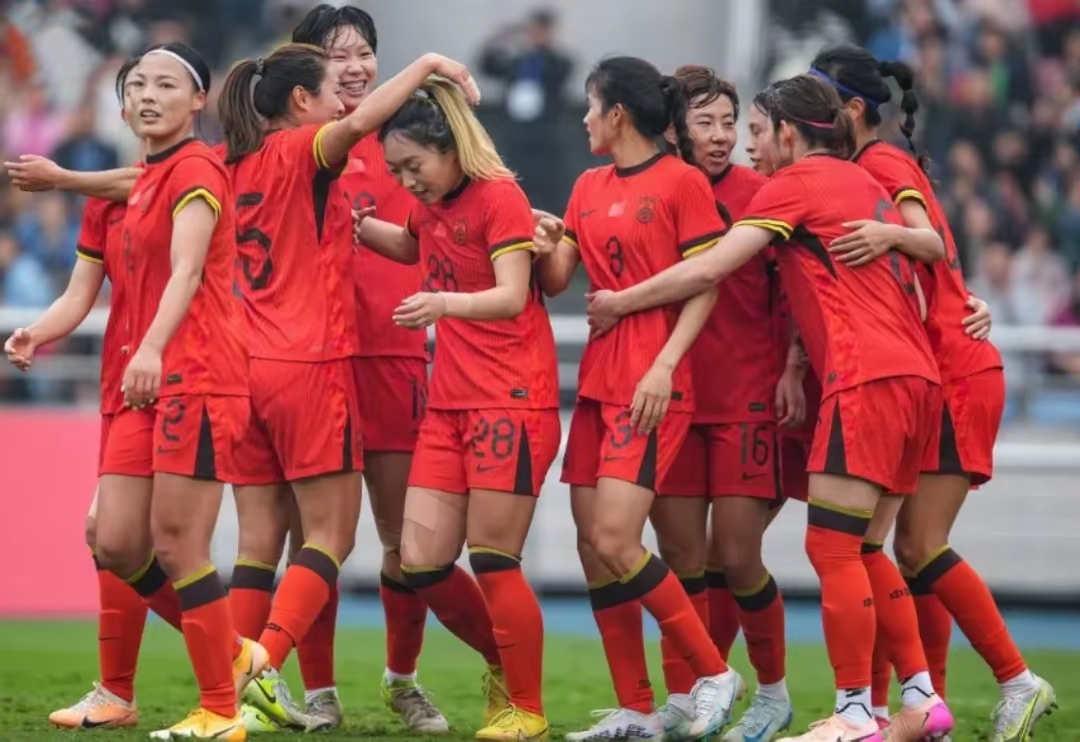 关于中国女足在国际赛场演绎精彩战役，表现亮眼的信息