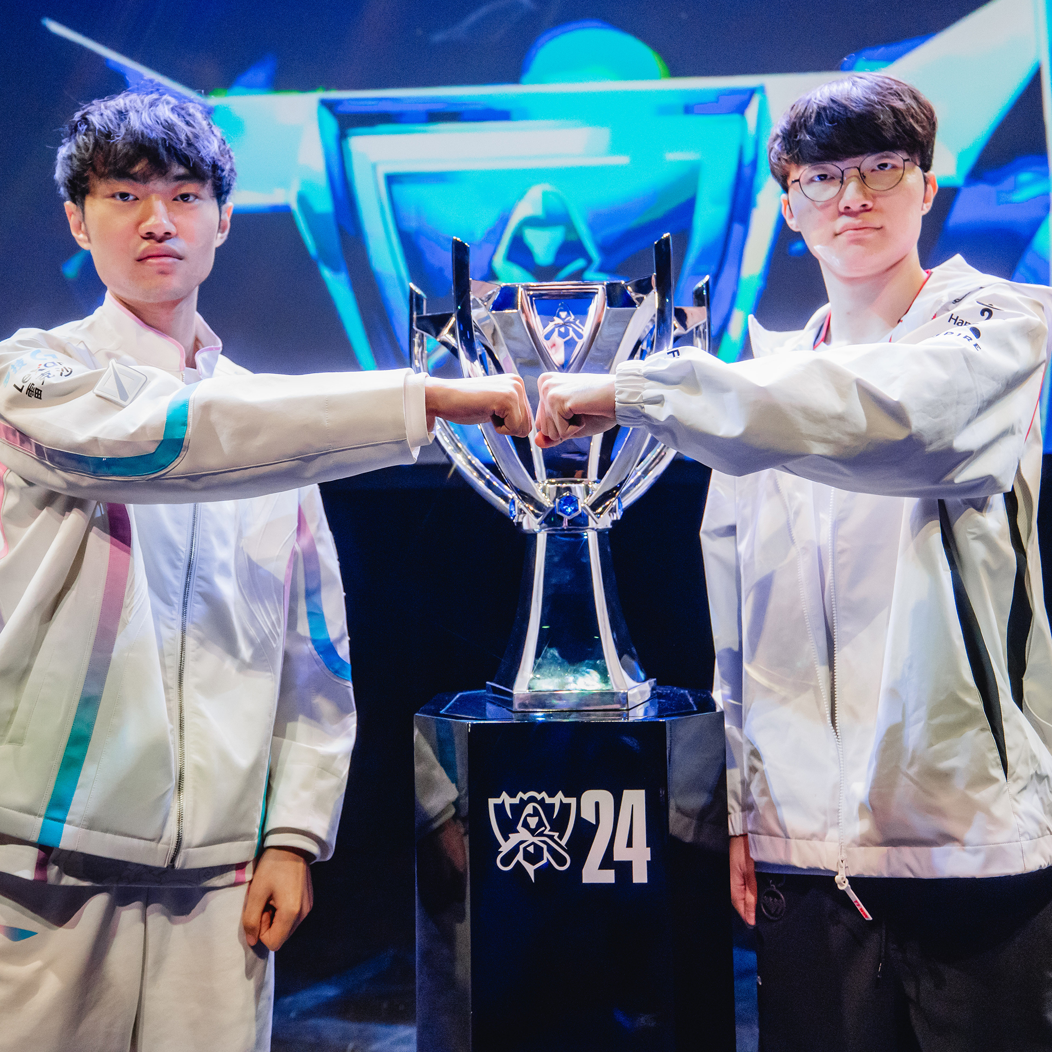 TES横扫JDG，Faker打出惊人五杀宿命之战成都决赛之夜，留下经典瞬间